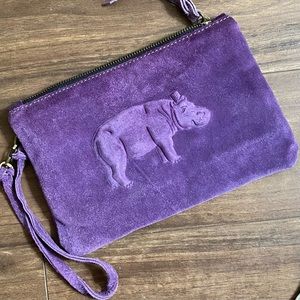 IO Pelle Italia purple hippo zipper wristlet leather made in Italy